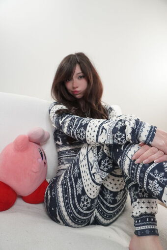 Kennakins Alastonkuvavuotoja OnlyFansista 55