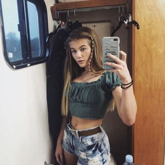 Kerri Medders Alastonkuvavuotoja OnlyFansista 23