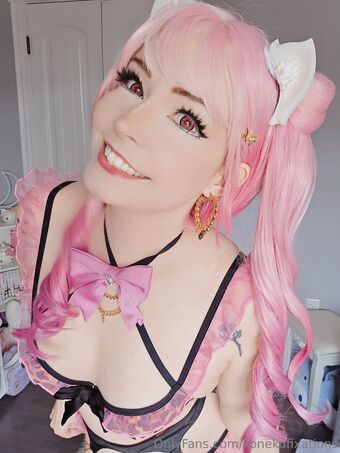 konekofixations Alastonkuvavuotoja OnlyFansista 47