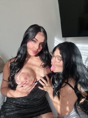 Laura Cookie Alastonkuvavuotoja OnlyFansista 56