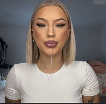 Lauraasterya Alastonkuvavuotoja OnlyFansista 11