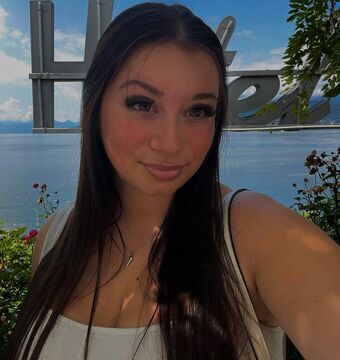 Lauren Risotti Alastonkuvavuotoja OnlyFansista 28