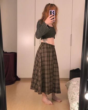 Lavender Alastonkuvavuotoja OnlyFansista 56