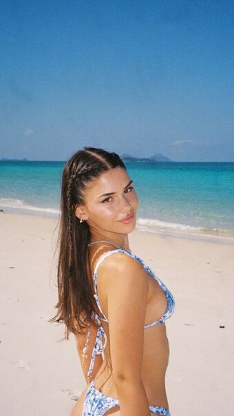 Leah Halton