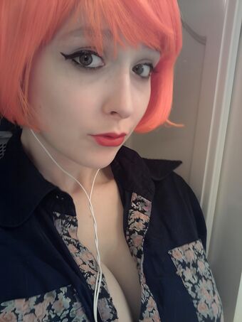 LeeLoo_ Alastonkuvavuotoja OnlyFansista 1