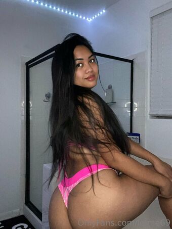 leime69 Alastonkuvavuotoja OnlyFansista 48