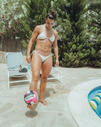 Lena Oberdorf Alastonkuvavuotoja OnlyFansista 31