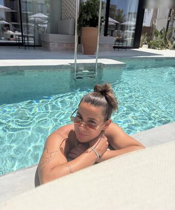 Lena Oberdorf Alastonkuvavuotoja OnlyFansista 43