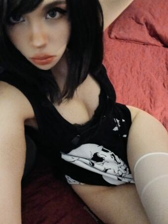 likeviolence_ Alastonkuvavuotoja OnlyFansista 28