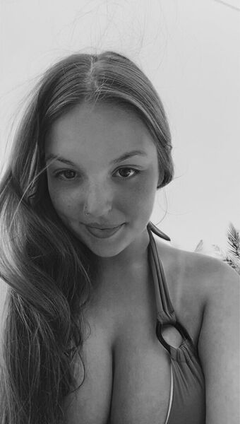 Lilli Applegate