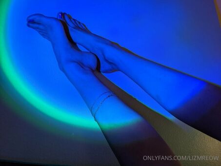 Lizmreow Alastonkuvavuotoja OnlyFansista 36