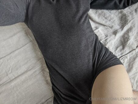 Lizmreow Alastonkuvavuotoja OnlyFansista 39