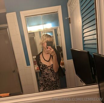 Lizmreow Alastonkuvavuotoja OnlyFansista 41