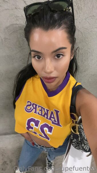 Lupe Fuentes Alastonkuvavuotoja OnlyFansista 184