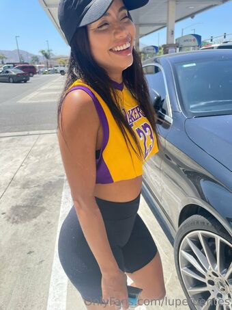 Lupe Fuentes Alastonkuvavuotoja OnlyFansista 188