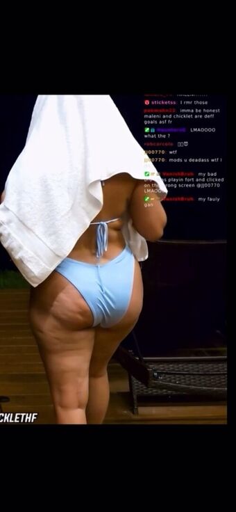 Maleni Cruz Alastonkuvavuotoja OnlyFansista 210