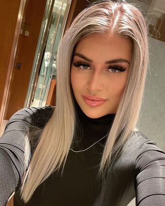 Marf Alastonkuvavuotoja OnlyFansista 17