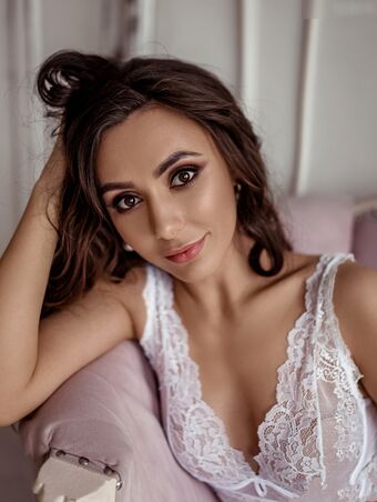 Mariarty Alastonkuvavuotoja OnlyFansista 12