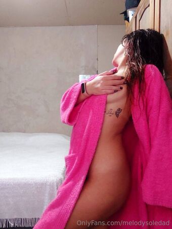 melodysoledad Alastonkuvavuotoja OnlyFansista 15