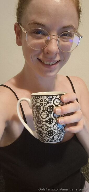 mia_ganz_privat Alastonkuvavuotoja OnlyFansista 39