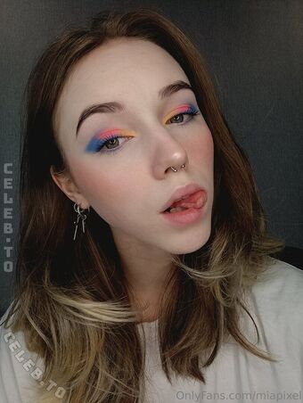 Mia Pixel Alastonkuvavuotoja OnlyFansista 12