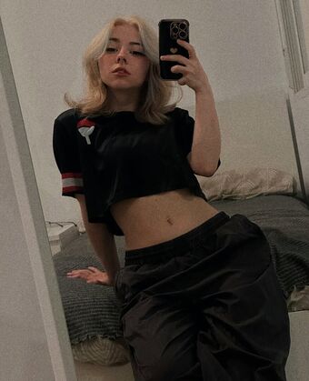 Mictia00 Alastonkuvavuotoja OnlyFansista 10