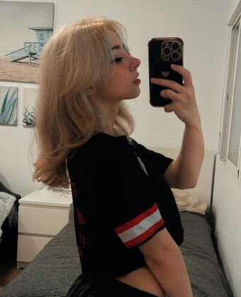 Mictia00 Alastonkuvavuotoja OnlyFansista 11