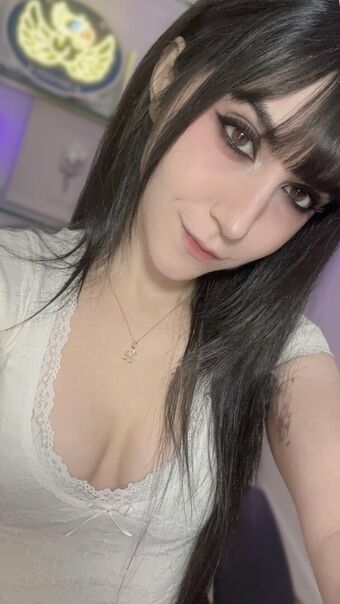 Midna Alastonkuvavuotoja OnlyFansista 80