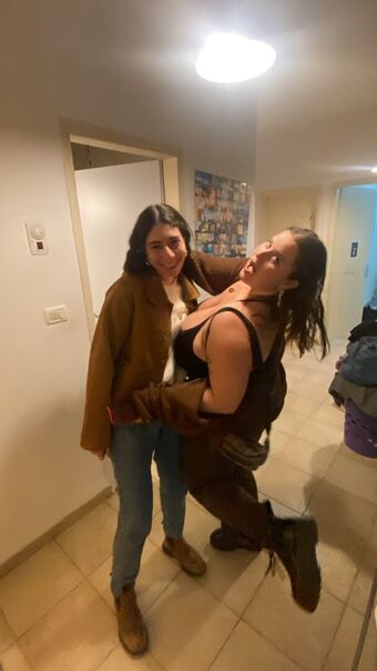 Mikaash Alastonkuvavuotoja OnlyFansista 41