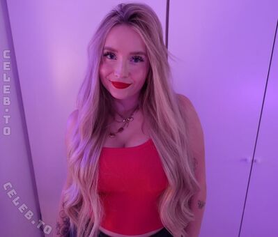 MinusElf Alastonkuvavuotoja OnlyFansista 97