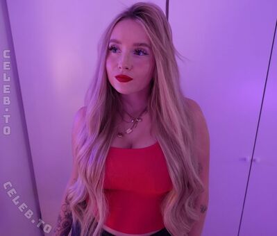 MinusElf Alastonkuvavuotoja OnlyFansista 98