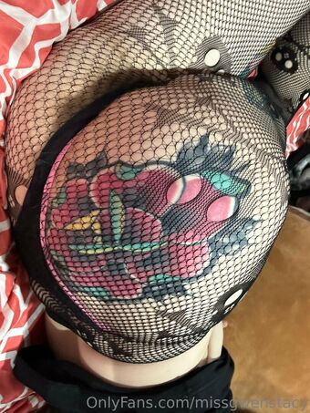 missgwenstacy Alastonkuvavuotoja OnlyFansista 18