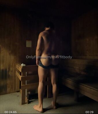 mk7fitbody Alastonkuvavuotoja OnlyFansista 20