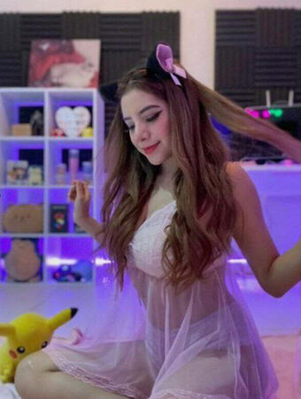 MonyWTFLive Alastonkuvavuotoja OnlyFansista 8