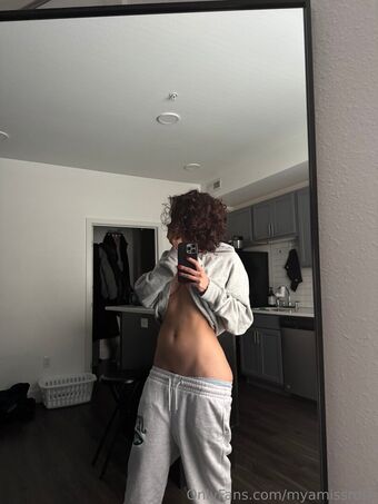 myamissrose Alastonkuvavuotoja OnlyFansista 3