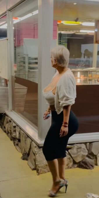 Myra La Chula