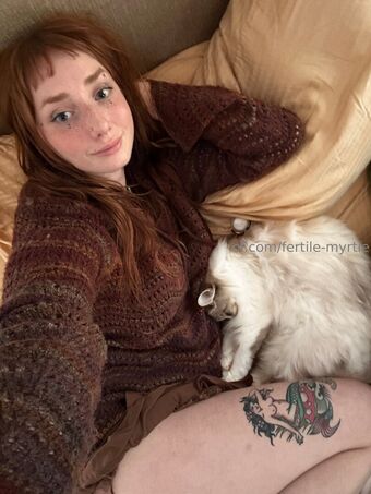 myrtlebloom Alastonkuvavuotoja OnlyFansista 61