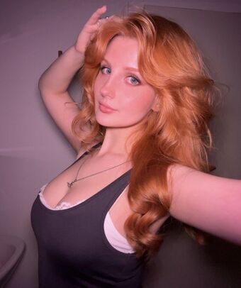 Natahrie Alastonkuvavuotoja OnlyFansista 62