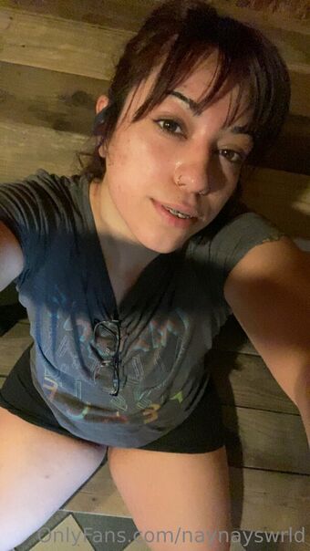 naynayswrld Alastonkuvavuotoja OnlyFansista 11