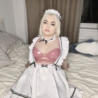 Nerineir Alastonkuvavuotoja OnlyFansista 10