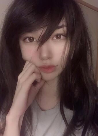 No Makeup Alastonkuvavuotoja OnlyFansista 3