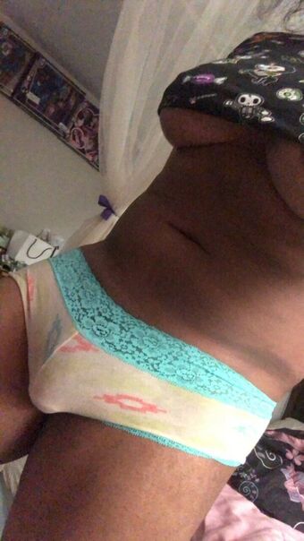 Nyla Rose Alastonkuvavuotoja OnlyFansista 131