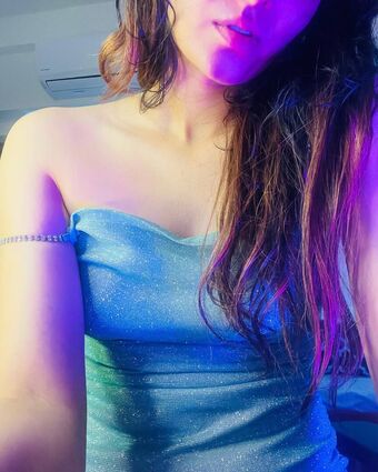 nylaahh Alastonkuvavuotoja OnlyFansista 8