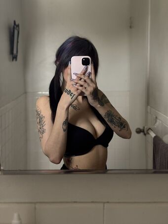 pawsheisty Alastonkuvavuotoja OnlyFansista 11