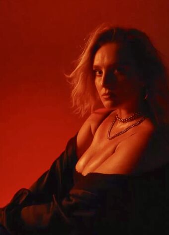Perrie Edwards