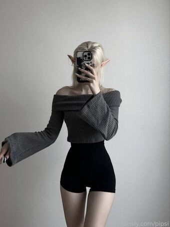 pipsi Alastonkuvavuotoja OnlyFansista 20