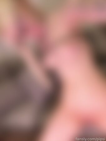 pipsi Alastonkuvavuotoja OnlyFansista 30