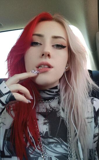 princess_sofiaa Alastonkuvavuotoja OnlyFansista 1
