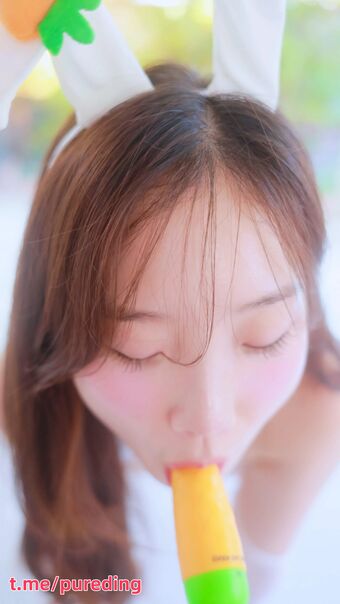 Pureding 퓨딩 Alastonkuvavuotoja OnlyFansista 76