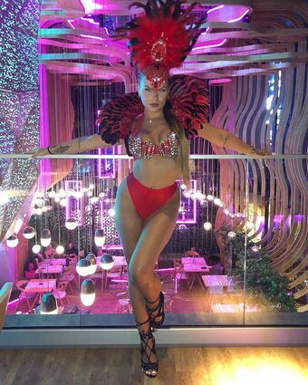 Queendee113 Alastonkuvavuotoja OnlyFansista 39